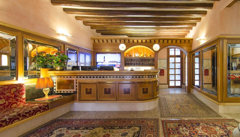 Messner Palace Venesia Bagian luar foto