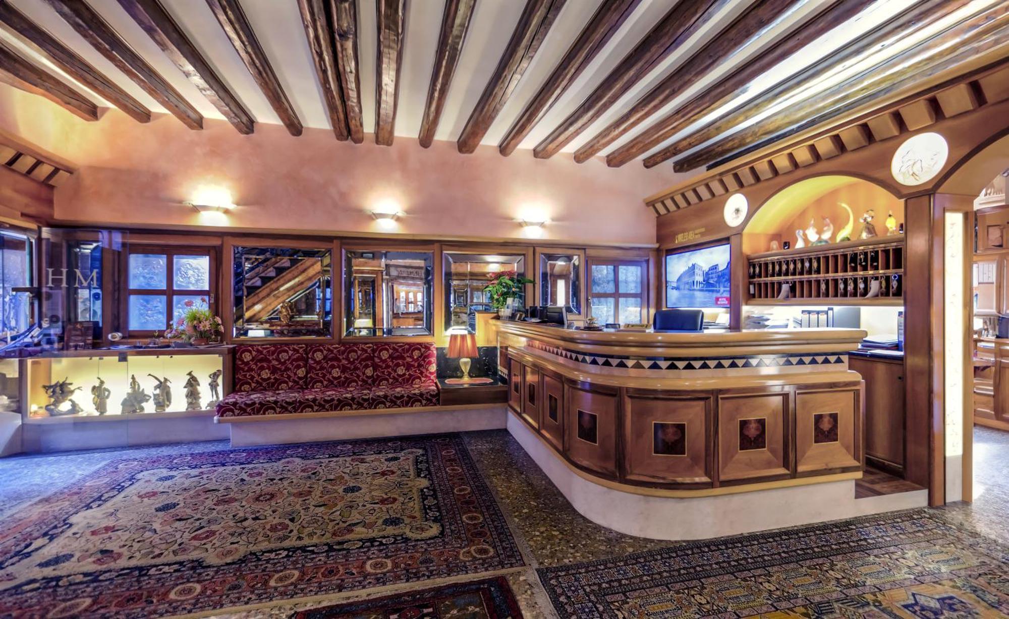 Messner Palace Venesia Bagian luar foto
