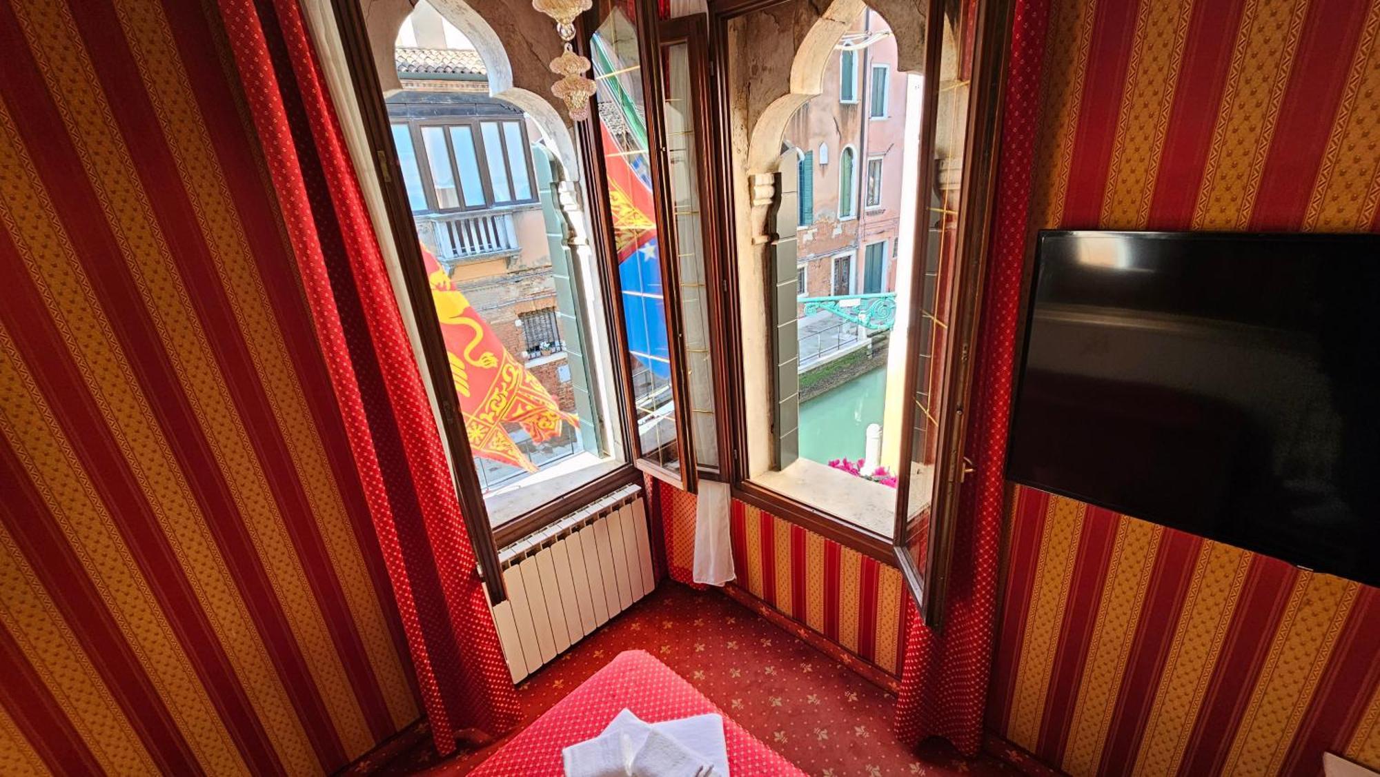 Messner Palace Venesia Bagian luar foto